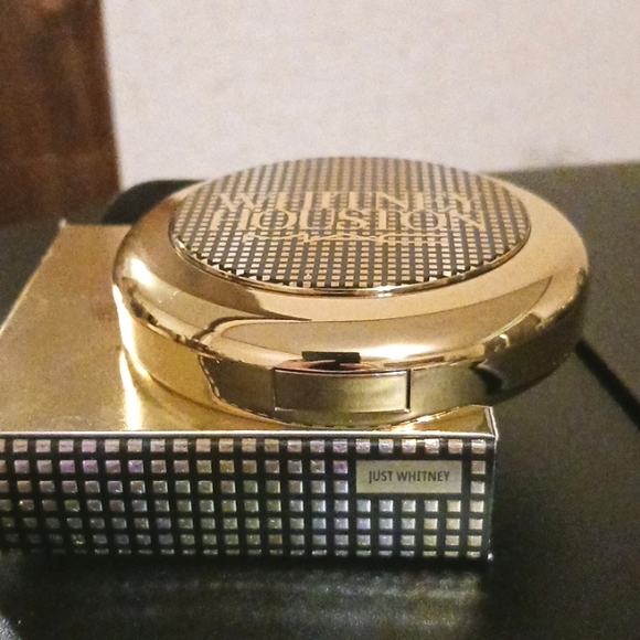 MAC Extra Dimension Skinfinish Highlighter JUST WHITNEY HOUSTON Powder New inBox - Picture 6 of 9